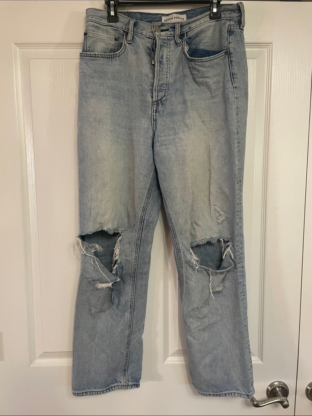 Aritzia Light Joni Denim Forum  High-Rise Distressed Straight Jeans 29L